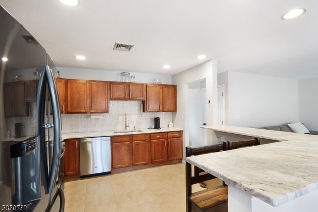 Building Photo - 29 Winding Way