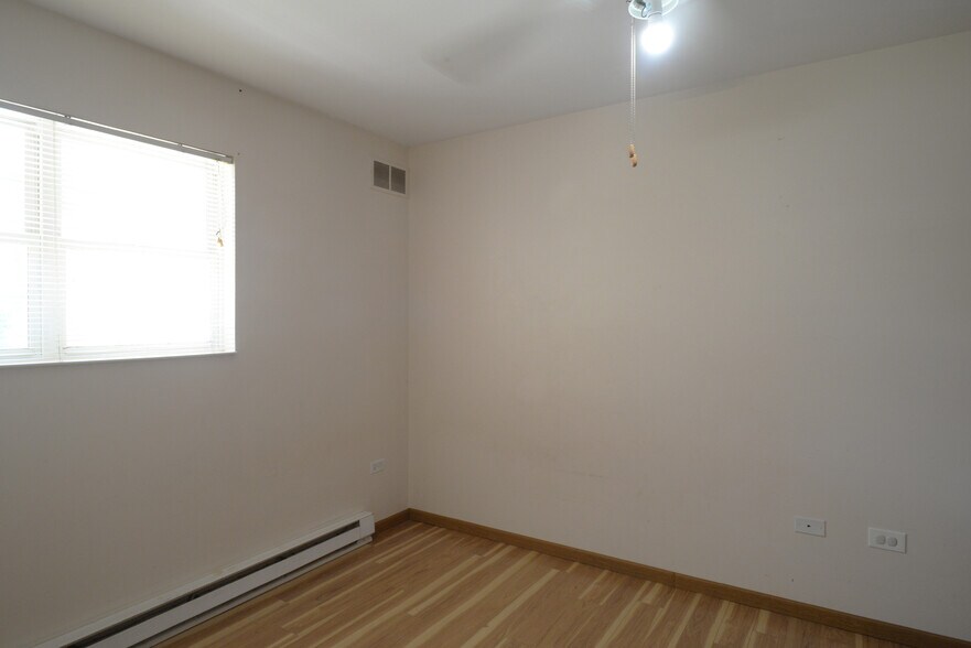 Building Photo - 1548 W Sand Bar Ct