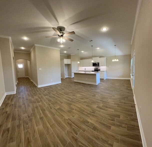 Building Photo - 905 Tippit Ln