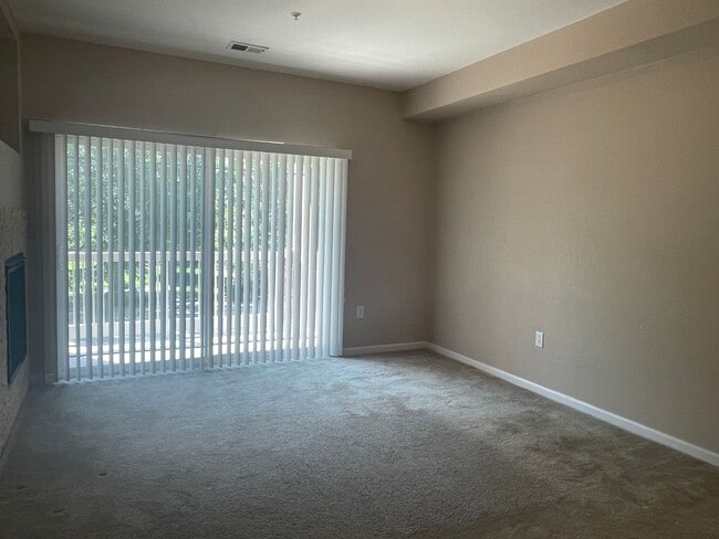 Building Photo - BEAUTIFUL CONDO with NEW LVP Flooring - AV...