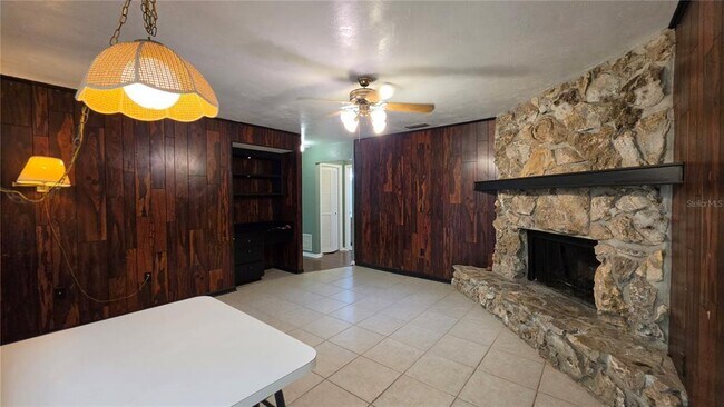 Building Photo - 1624 SW 77th Terrace