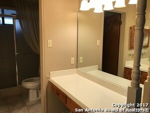 Building Photo - 13851 Susancrest Dr