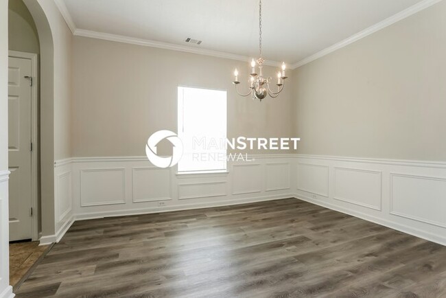 Building Photo - 3510 Umatilla Ln
