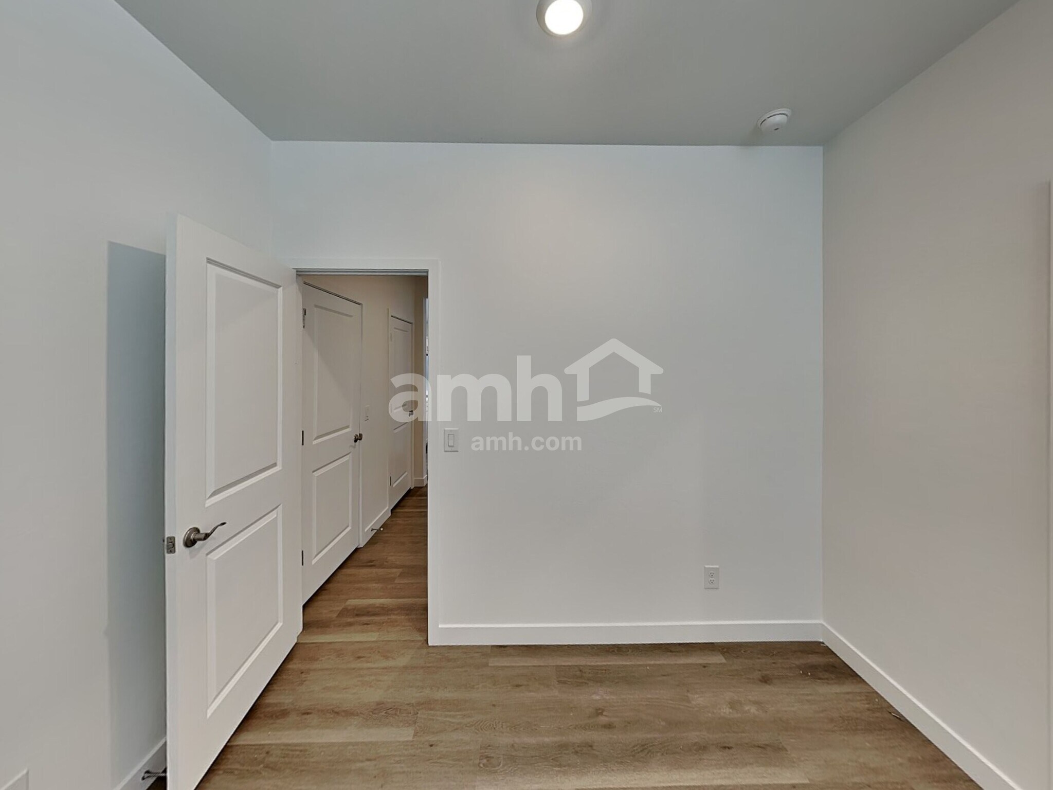 Building Photo - 14155 N Luckett Rd