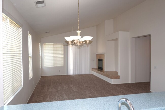 Building Photo - 14752 Eaglehead Mountain Dr