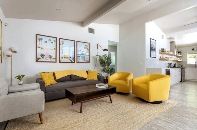 Building Photo - Mid-Century Oasis with Pool in Palm Springs (Monthly Only - No Long Term)