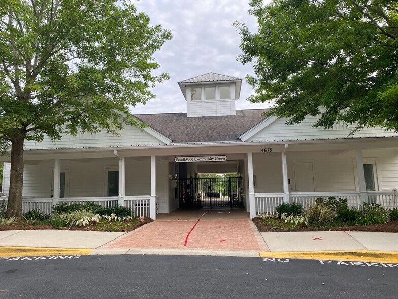 Building Photo - 2549 Twain Dr