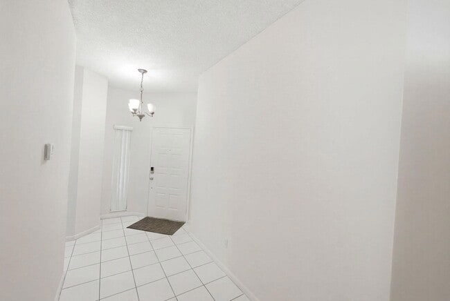 Building Photo - 1239 Sussex St