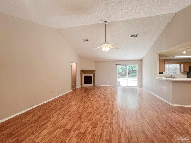 Building Photo - 902 Catskill Ln