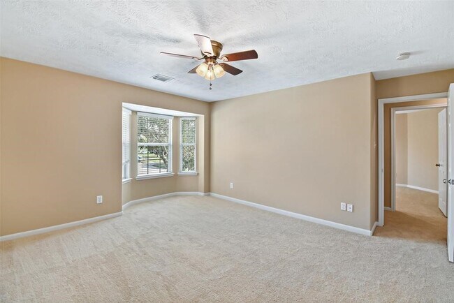 Building Photo - 8019 Spring Bluebonnet Dr
