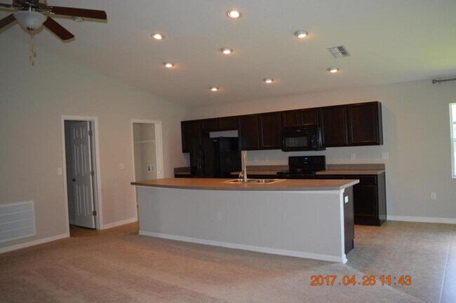 Building Photo - 3858 Fieldstone Cir