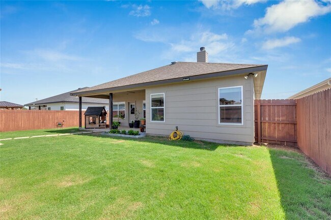 Building Photo - 8508 Glade Dr