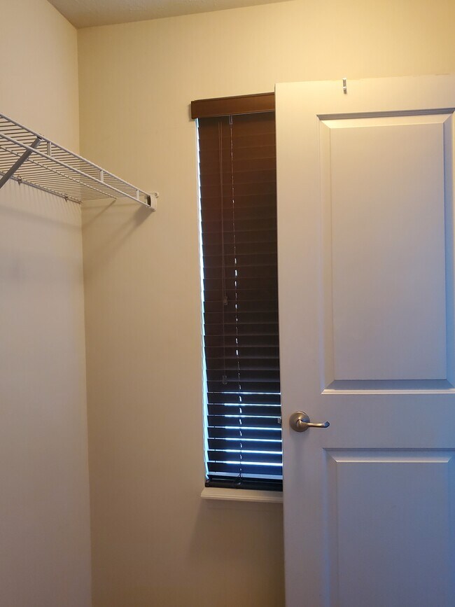 Building Photo - 13973 Catalina Dr