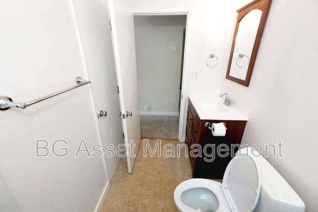 Building Photo - 760 Alhambra Rd