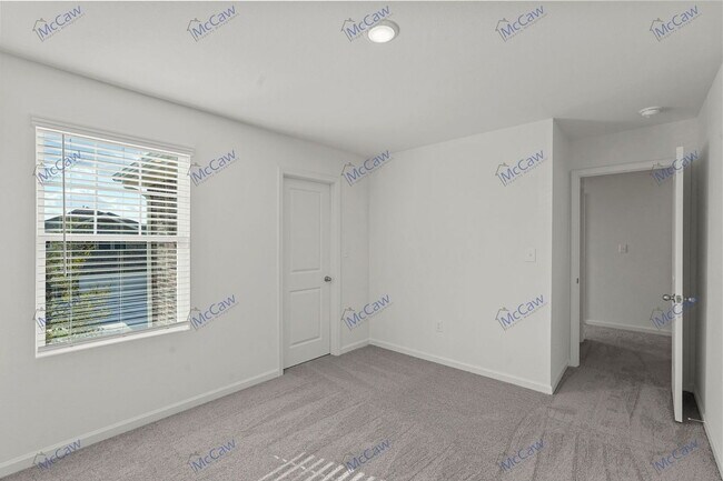Building Photo - 2111 Jackson St