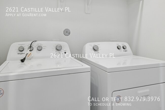 Building Photo - 2621 Castille Vly Pl