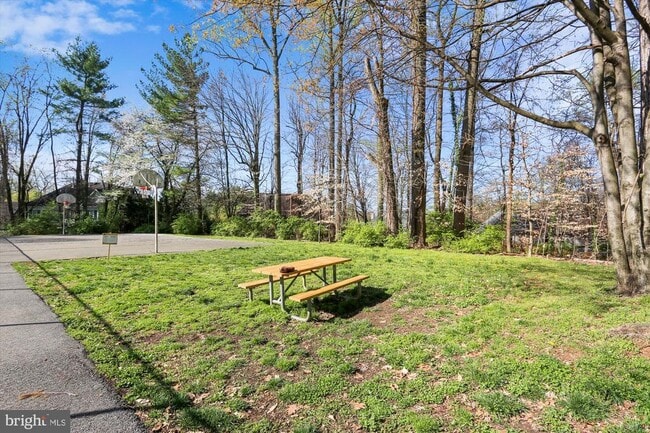 Building Photo - 6403 Tone Dr