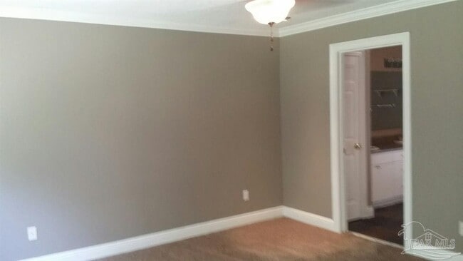 Building Photo - 5721 Dunbar Cir
