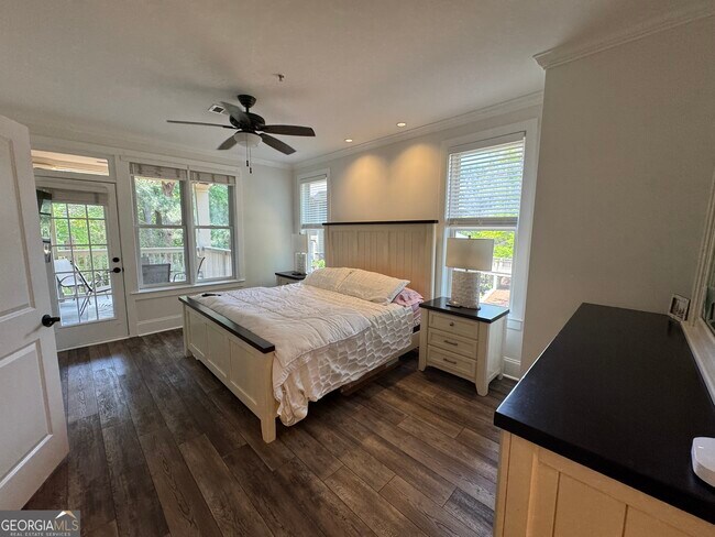 Building Photo - 1010 Tailwater