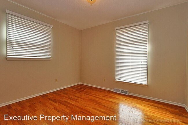 Building Photo - 3 br, 1.5 bath House - 1836 Westwood