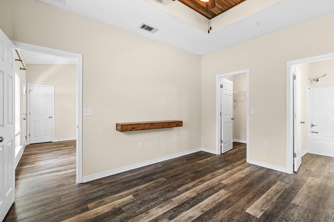 Building Photo - 3229 Atlas Dr