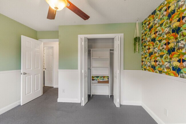 Building Photo - Farmhouse-Style Home Minutes from the Water | No HOA