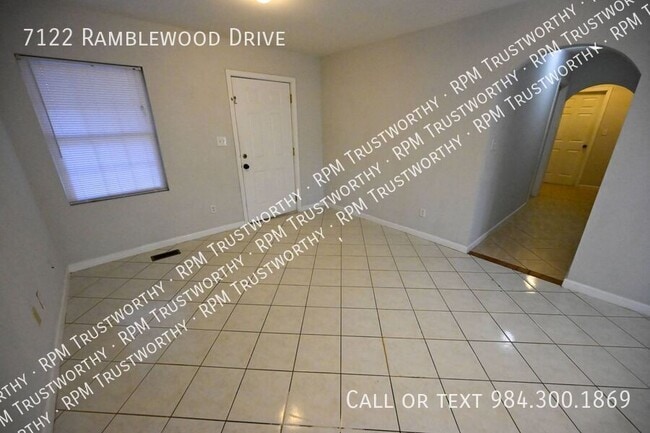 Building Photo - 7122 Ramblewood Dr