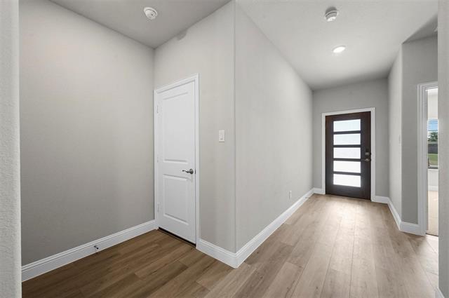 Building Photo - 518 Tribble Dr