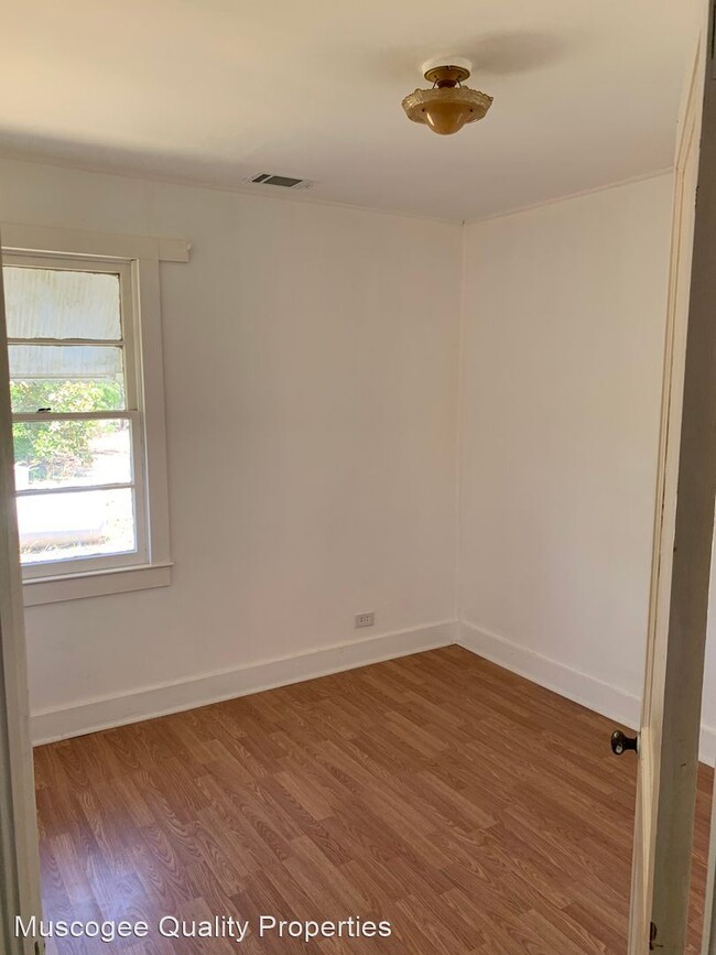 Building Photo - 3 br, 1 bath House - 618 Thomaston Hwy 19 ...