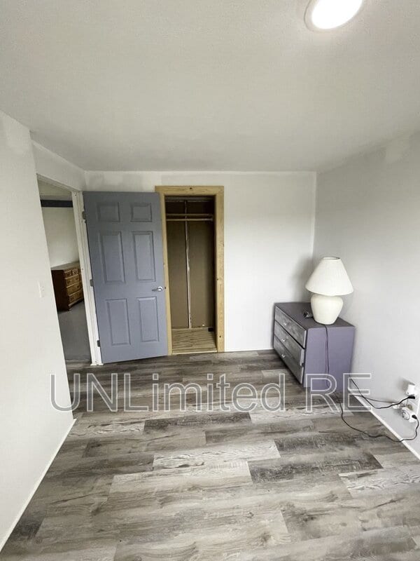 Building Photo - 69 Leupp Rd