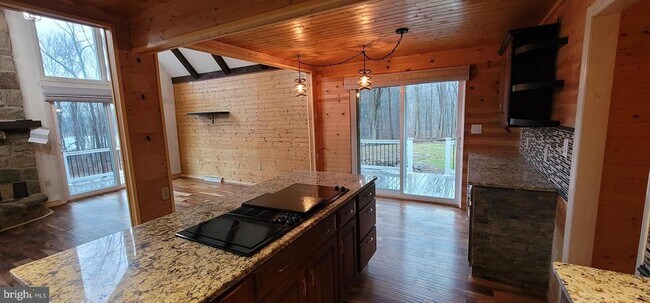 Building Photo - 151 Bollinger Rd