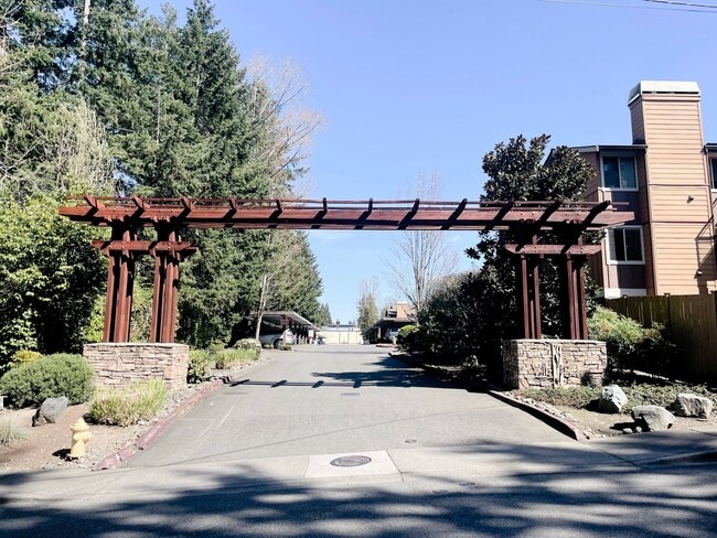 Building Photo - 8244 126th Ave NE