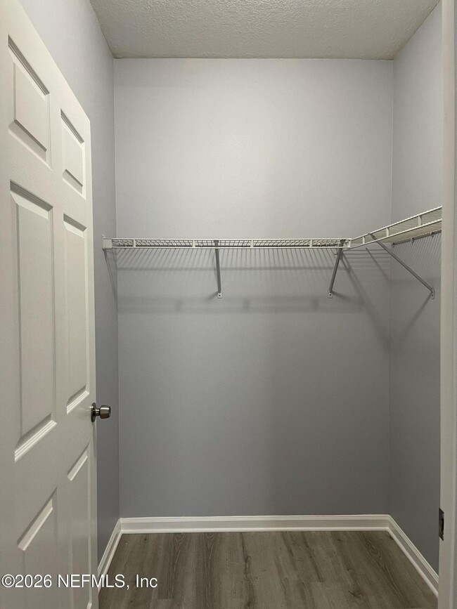 Building Photo - 6984 Ortega Woods Dr