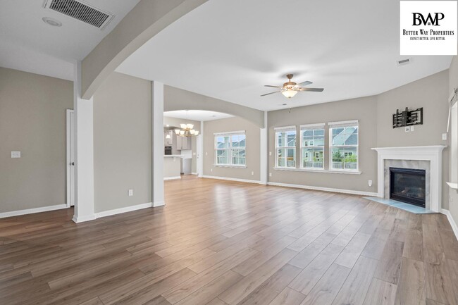 Building Photo - 525 Harbour Pointe Dr