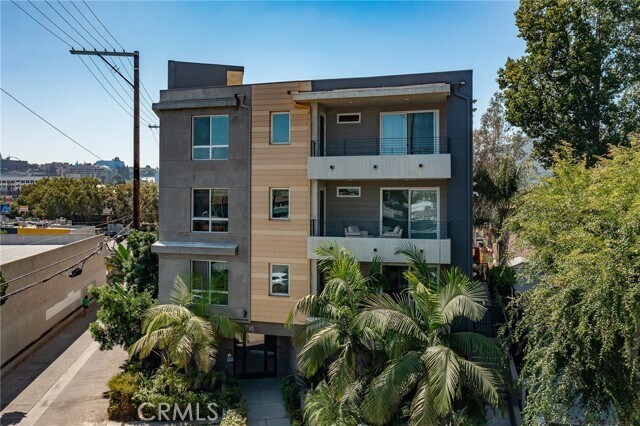 Building Photo - 10718 Acama St