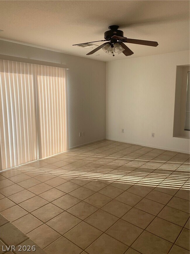 Building Photo - 7575 Aurora Glow St