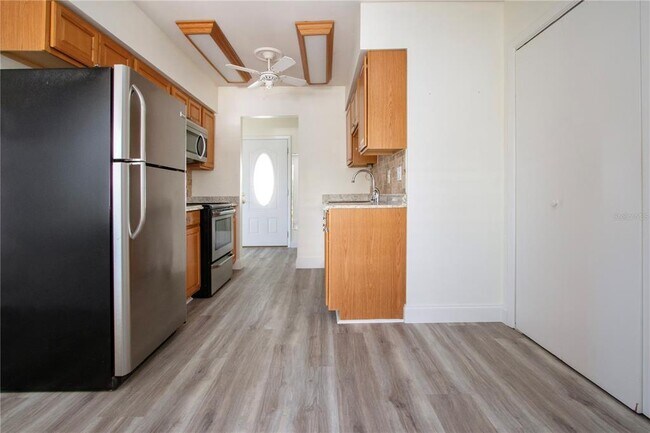 Building Photo - 3807 Joyce Dr