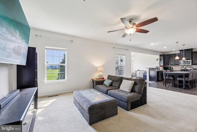 Building Photo - 5733 Allender Rd