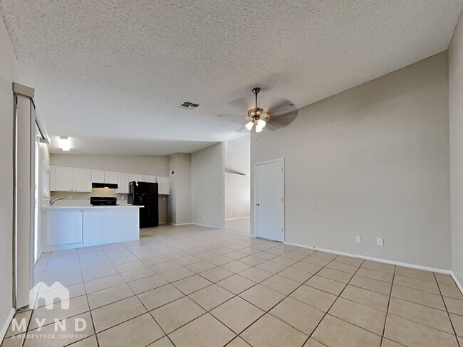 Building Photo - 11110 W Glenrosa Ave