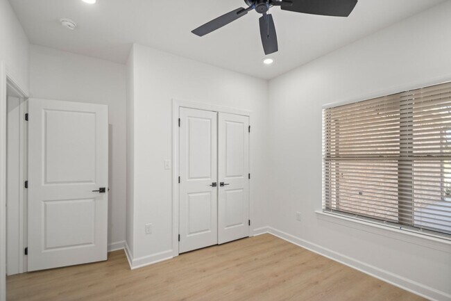 Building Photo - West Little Rock - 1500 SqFt New Constuction 3 Bed 2 Bath off Kanis Road