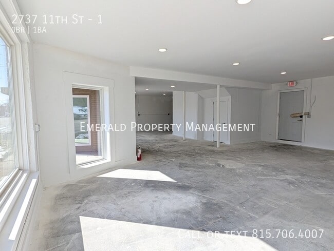 Building Photo - 2737 11th St