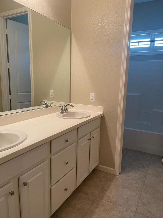 Building Photo - 15514 St Clement Way