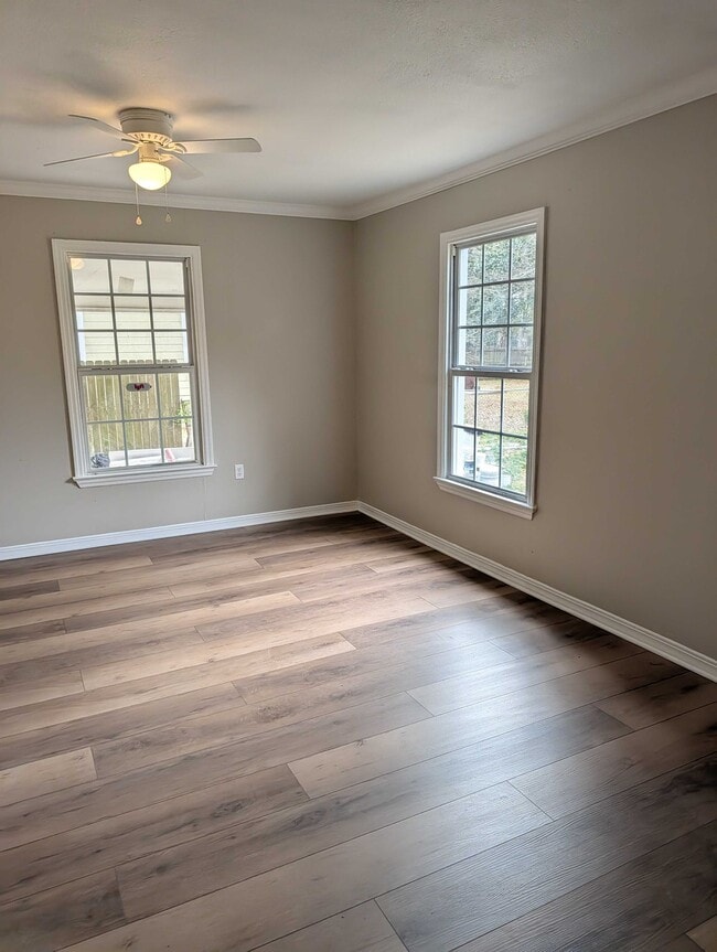 Building Photo - 2109 8th St