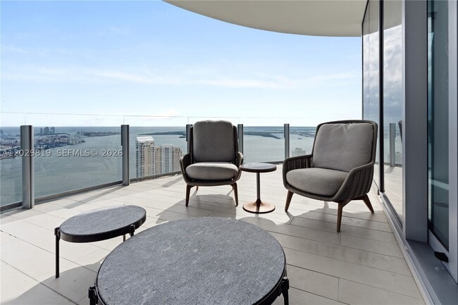 Building Photo - 300 Biscayne Blvd