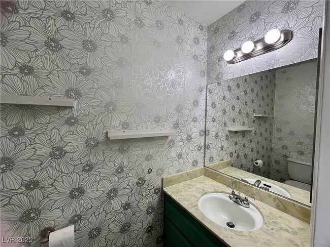 Building Photo - 109 Greenbriar Townhouse Way