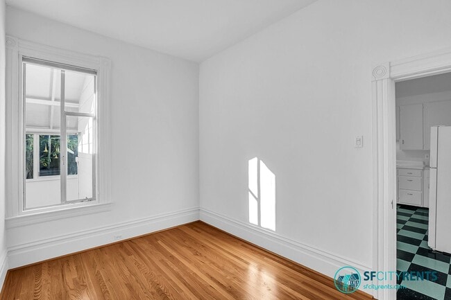 Building Photo - Castro: Single Family Home in the Heart of the Castro w/ Yard & Garage