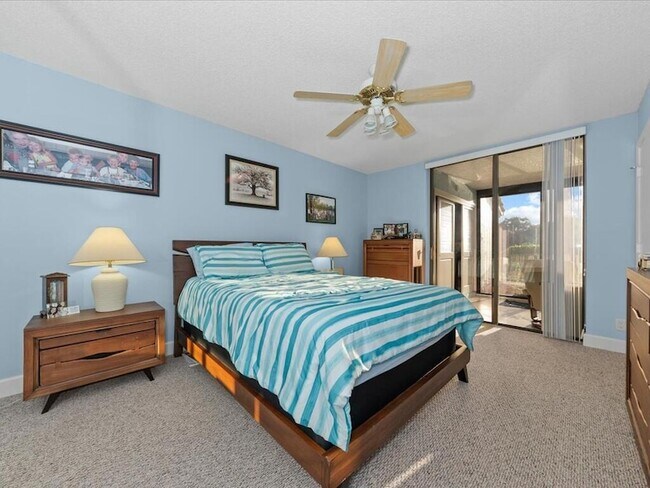 Building Photo - 5415 Verona Dr