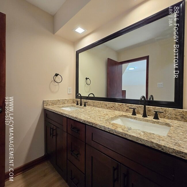 Building Photo - 8844 Foggy Bottom Dr