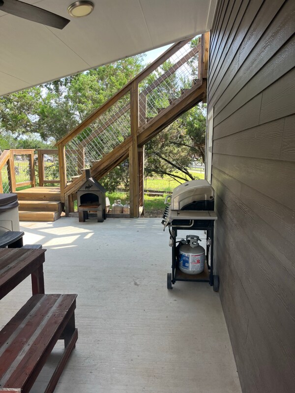 Building Photo - 1251 Canyon Shores