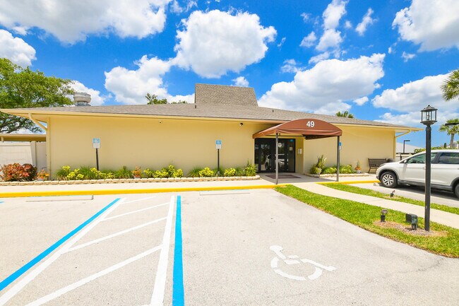 Building Photo - 20 Plantation Dr